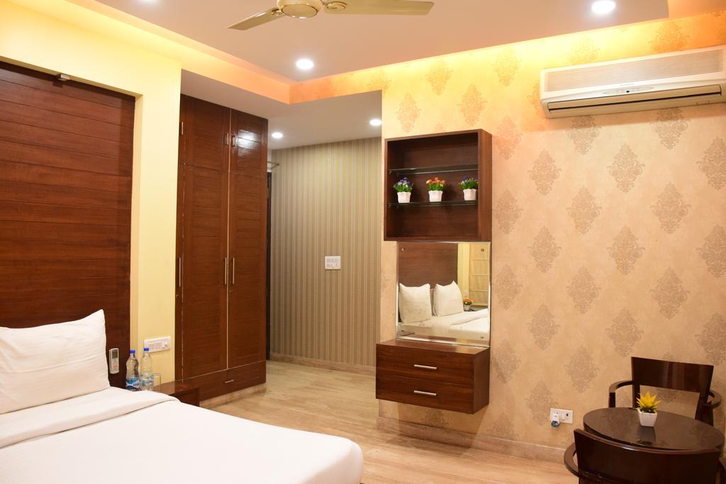 When In Gurgaon - Service Apartments, Near Medanta Medicity Delhi  Exterior photo